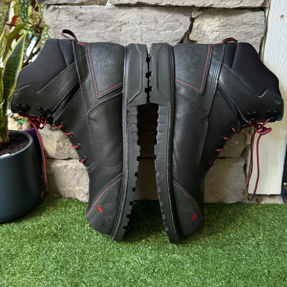 Red Wing Shoes Black and Red Men's Boots - Picture 6 of 12